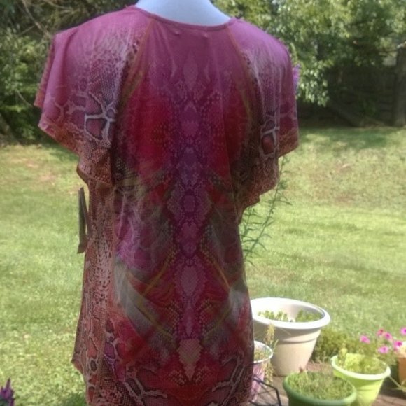 Top - Picture 2 of 4